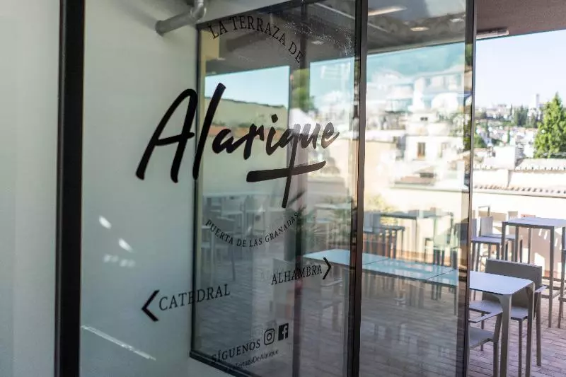 هتل Boutique Puerta De Las Granadas