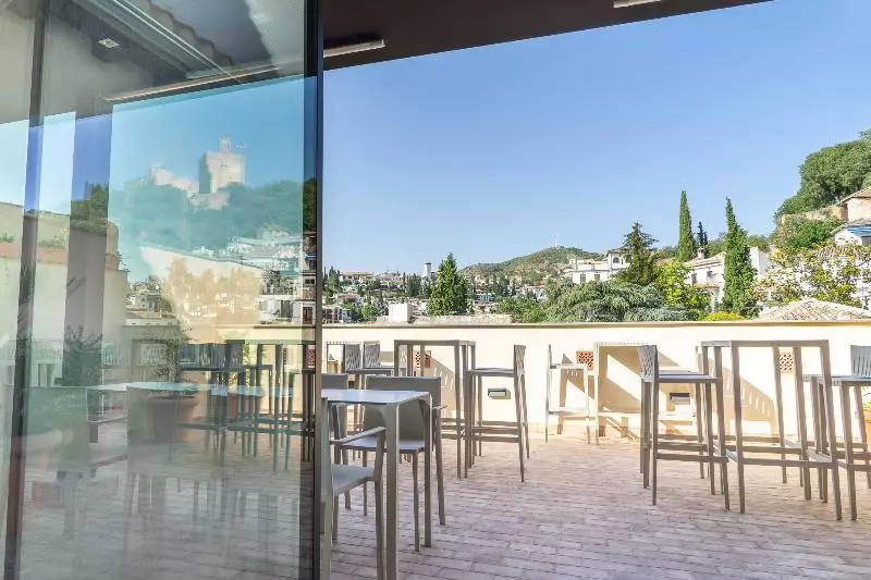 هتل Boutique Puerta De Las Granadas