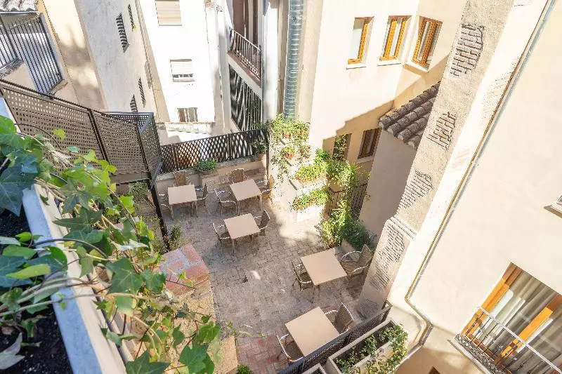 هتل Boutique Puerta De Las Granadas