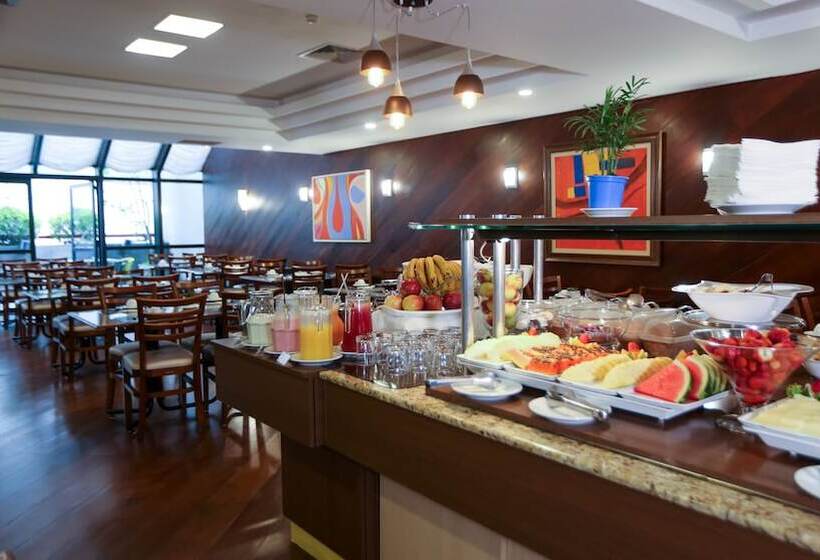 فندق Bristol Metropolitan Curitiba Centro