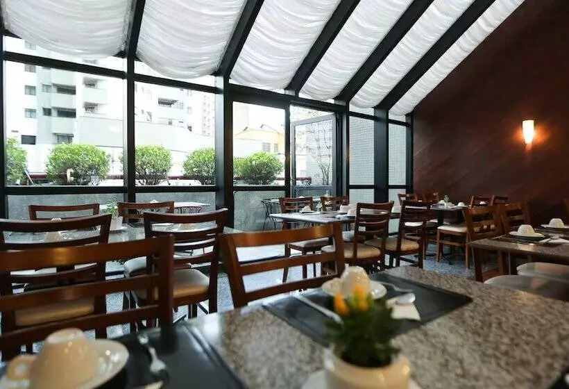 호텔 Bristol Metropolitan Curitiba Centro