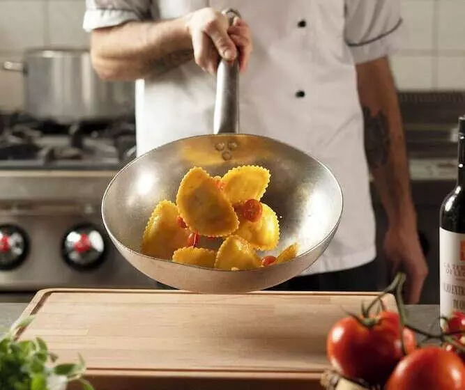 ホテル Castello Di Leonina Relais Adults Only