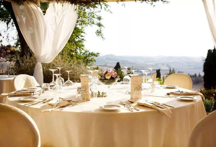 ホテル Castello Di Leonina Relais Adults Only