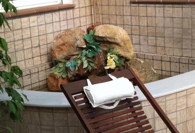 Hotel Donde Caparrós