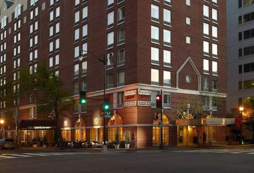 ホテル Fairfield Inn & Suites By Marriott Washington Downtown