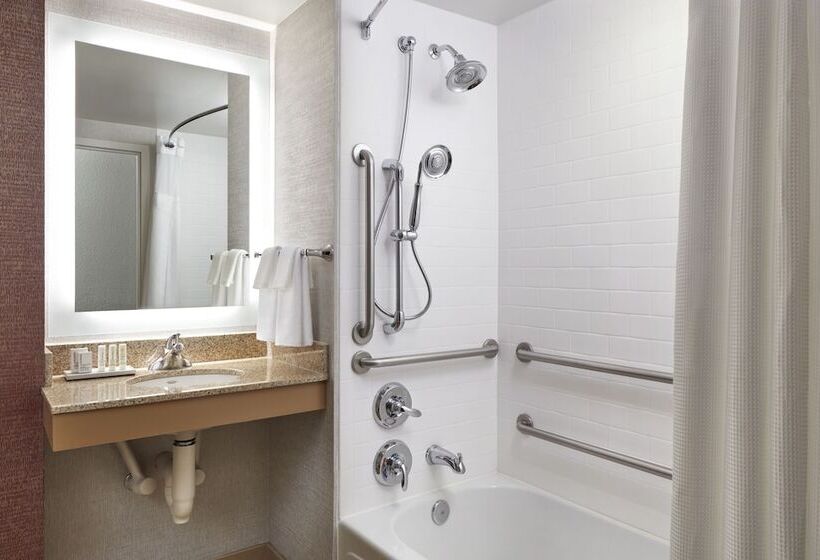 فندق Fairfield Inn & Suites By Marriott Washington Downtown