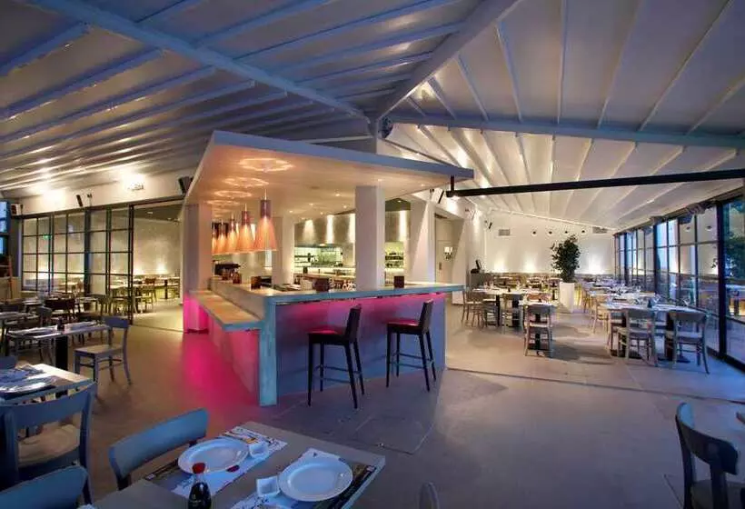 هتل Hilton Nicosia