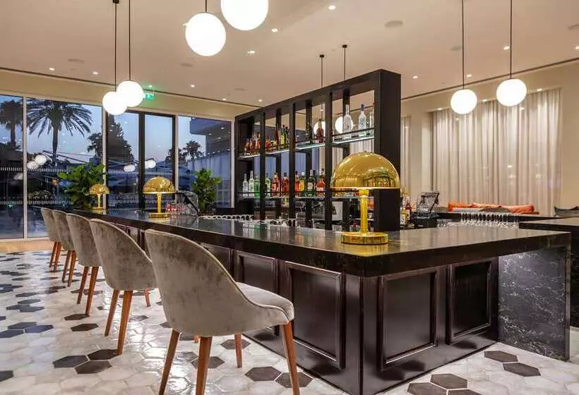 هتل Hilton Nicosia