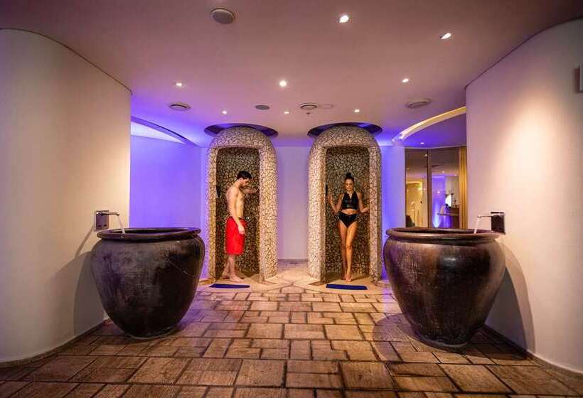 هتل Hilton Nicosia