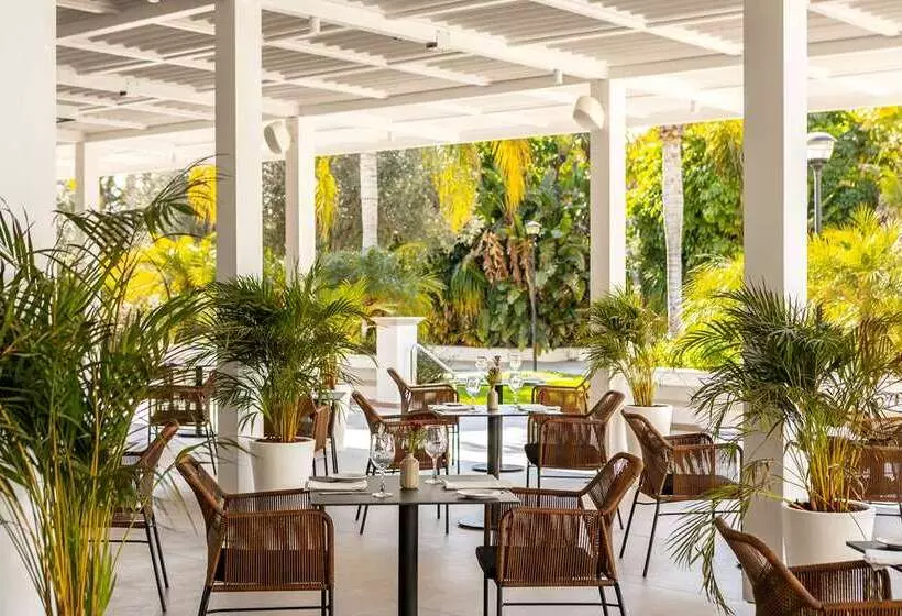 هتل Hilton Nicosia