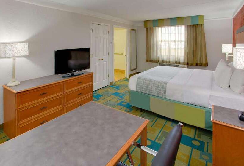 فندق La Quinta Inn By Wyndham Pittsburgh Airport