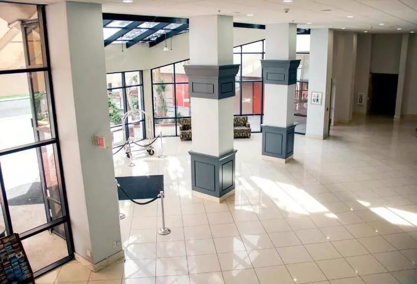 هتل Midtown Garden Inn Phoenix