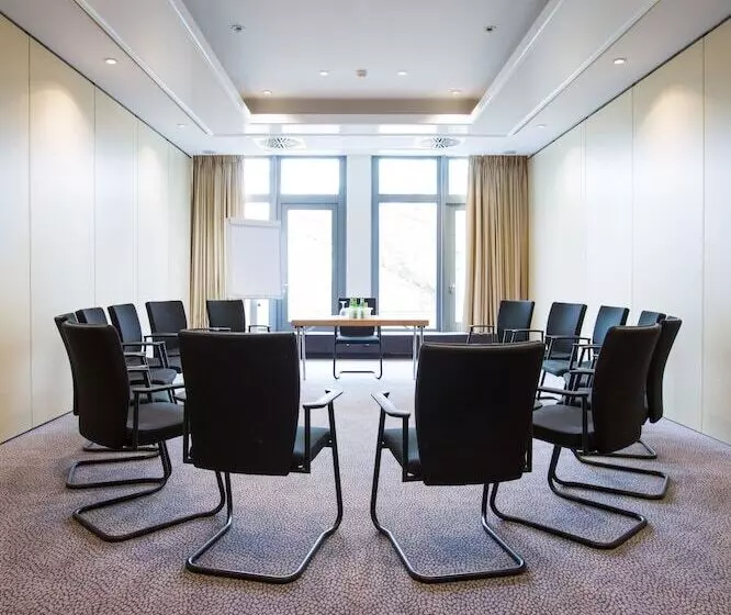 ホテル Park Inn By Radisson Lübeck