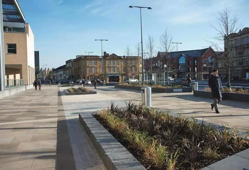 בית מלון כפרי Royal Oxford