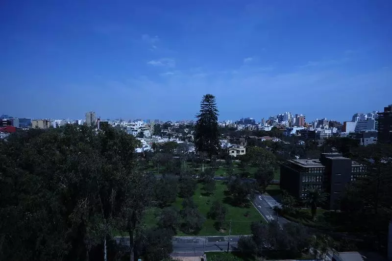 هتل Suites Del Bosque