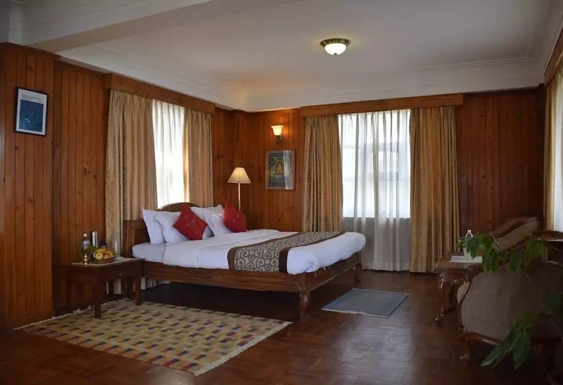 هتل The Fort Resort