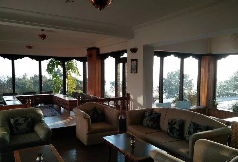 هتل The Fort Resort
