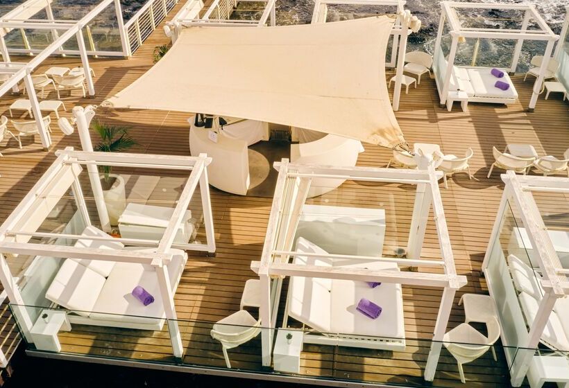 Secrets Bahía Real Resort & Spa - Adults Only