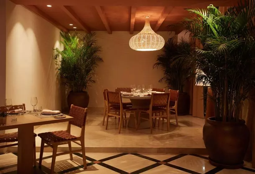 Secrets Bahía Real Resort & Spa - Adults Only