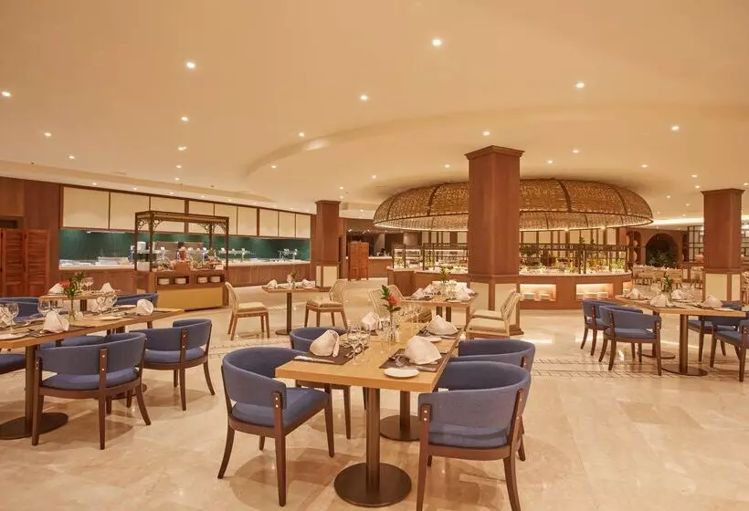 Secrets Bahía Real Resort & Spa - Adults Only