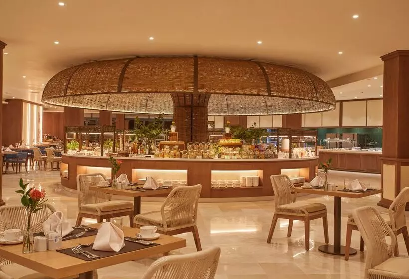 Secrets Bahía Real Resort & Spa - Adults Only