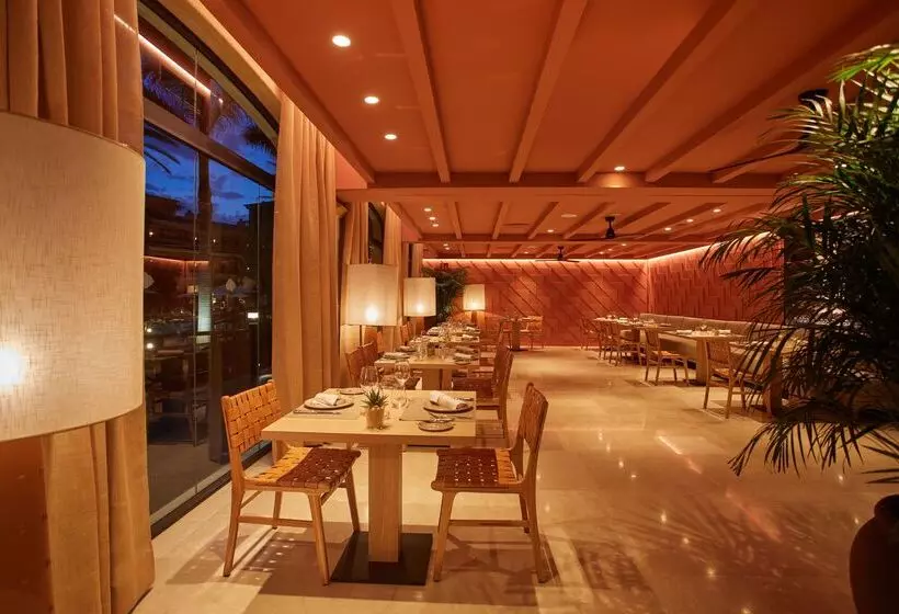 Secrets Bahía Real Resort & Spa - Adults Only