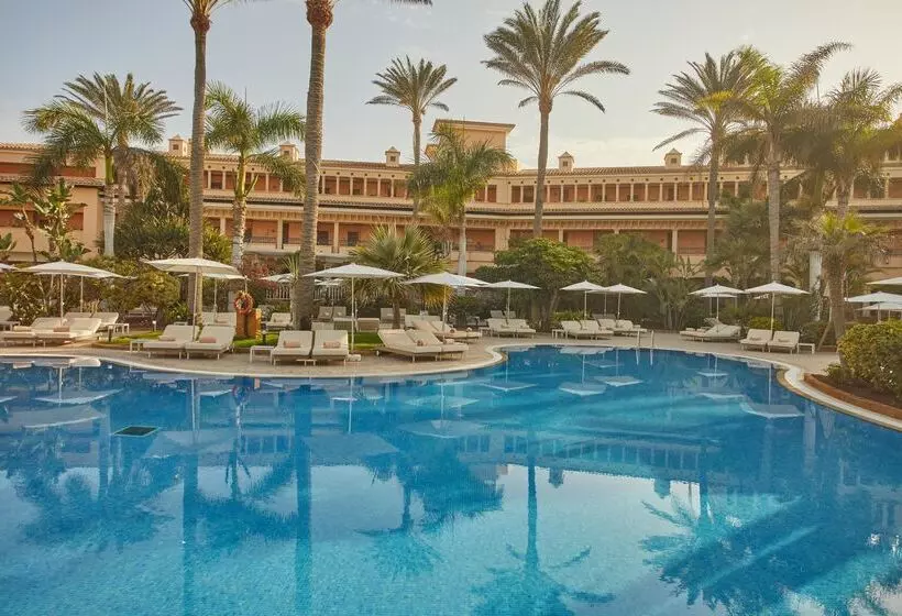 Secrets Bahía Real Resort & Spa - Adults Only