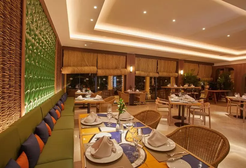 Secrets Bahía Real Resort & Spa - Adults Only