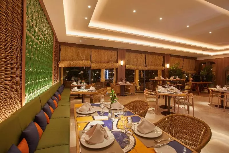 Secrets Bahía Real Resort & Spa - Adults Only