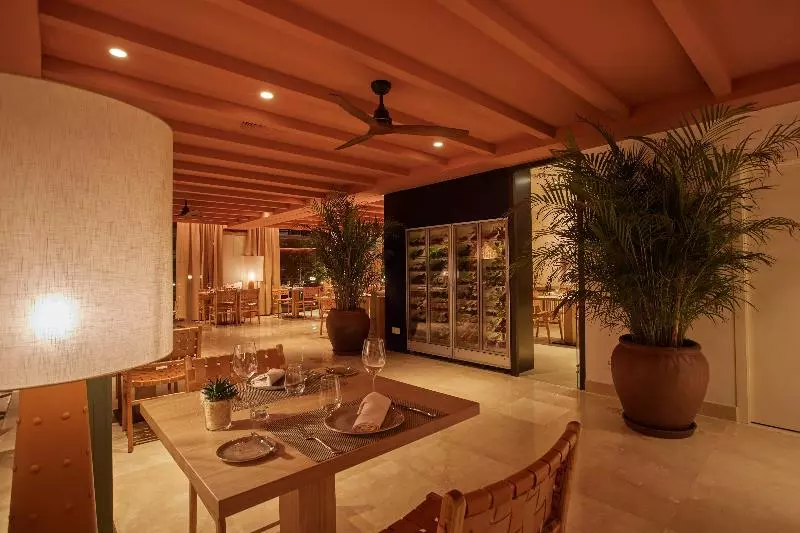 Secrets Bahía Real Resort & Spa - Adults Only