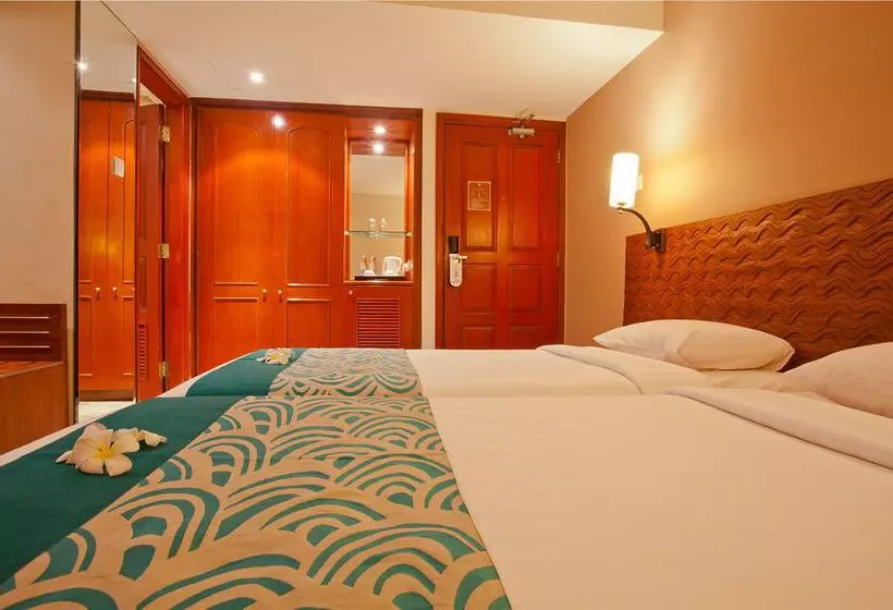 هتل White Rose Kuta Resort Villas & Spa