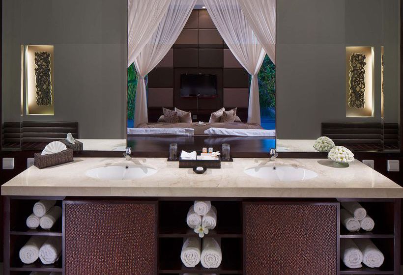 هتل White Rose Kuta Resort  Villas & Spa