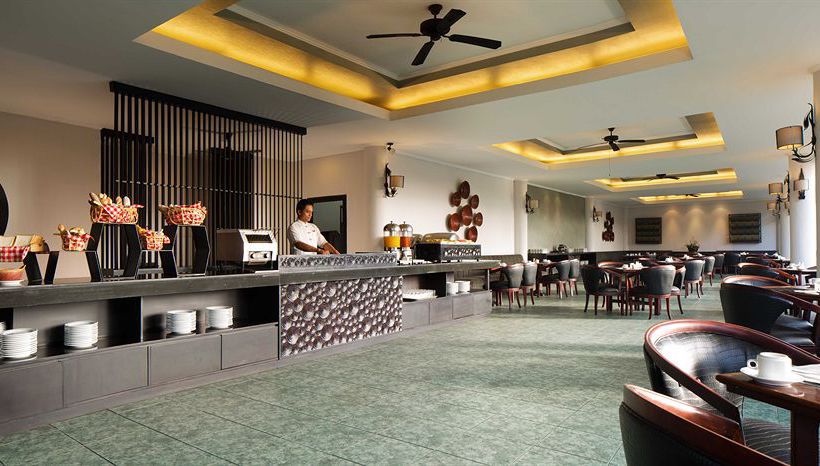 هتل White Rose Kuta Resort  Villas & Spa