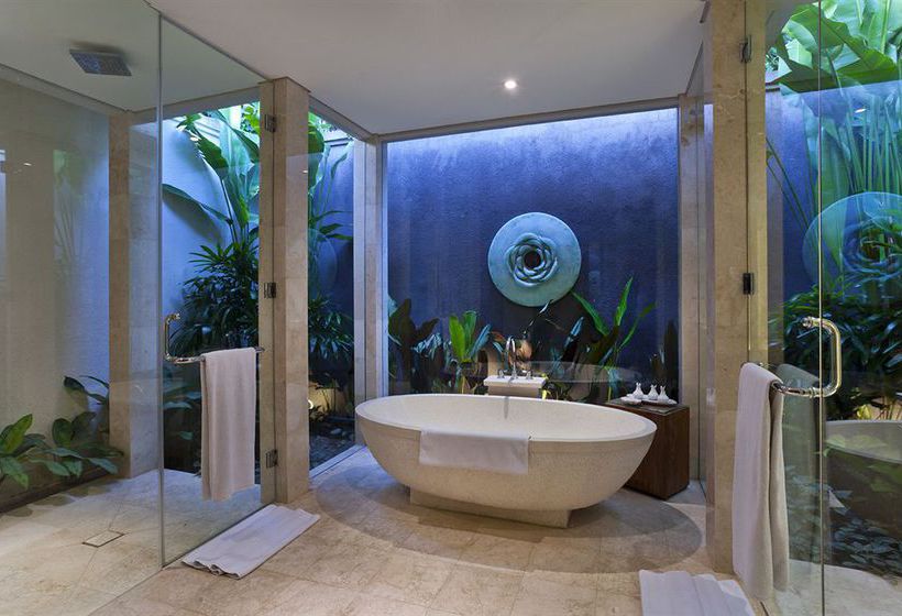 هتل White Rose Kuta Resort  Villas & Spa