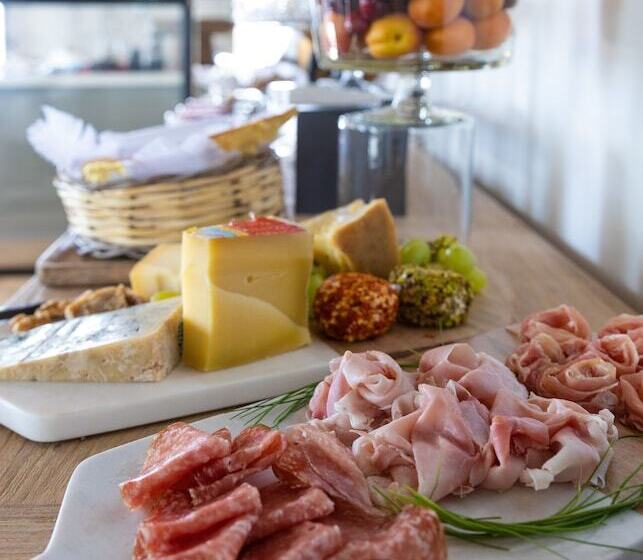 פונדק Villa Mojana Bellagio