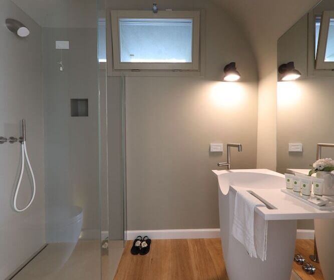 פונדק Villa Mojana Bellagio