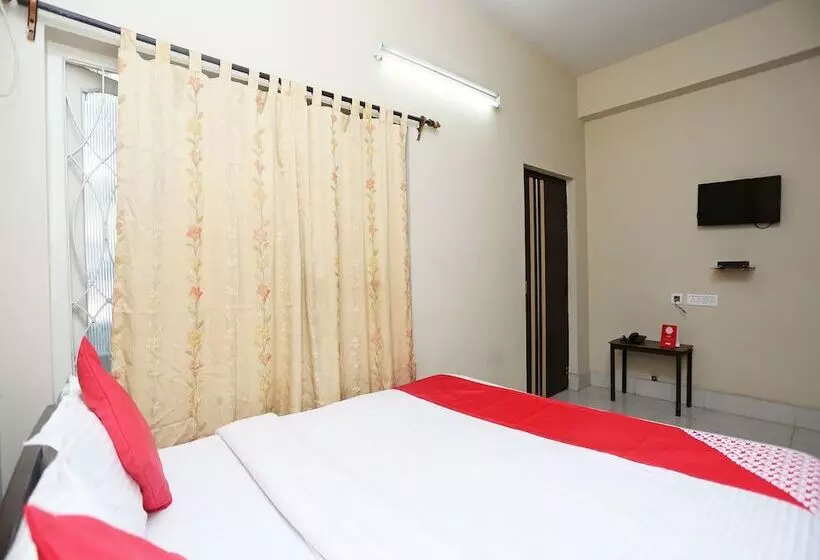 هتل Aakash Bika Guest House By Oyo Rooms