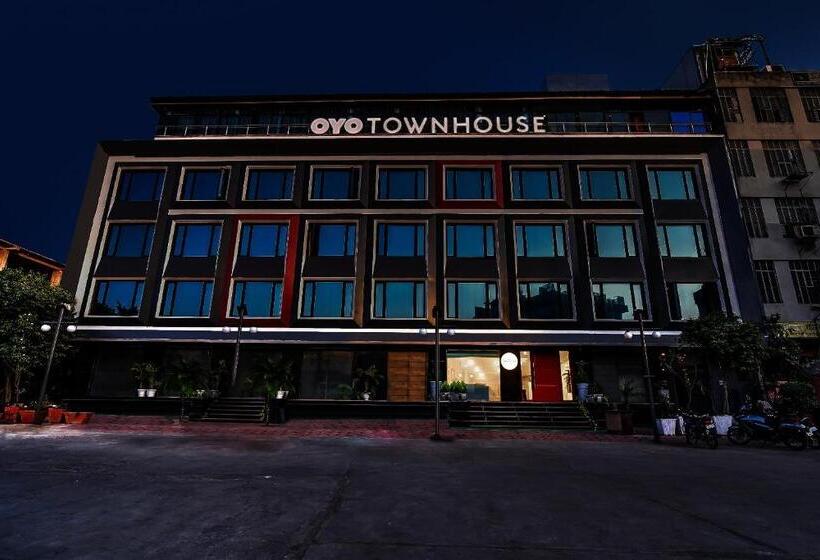 هتل Oyo Townhouse 051 Lal Kothi