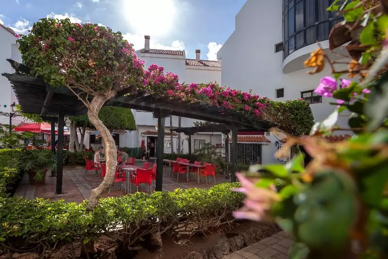 Apartamentos Hg Cristian Sur