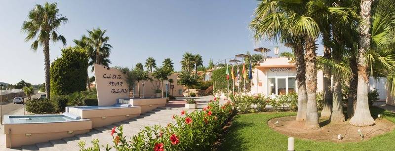 Apartamentos Mar Blau