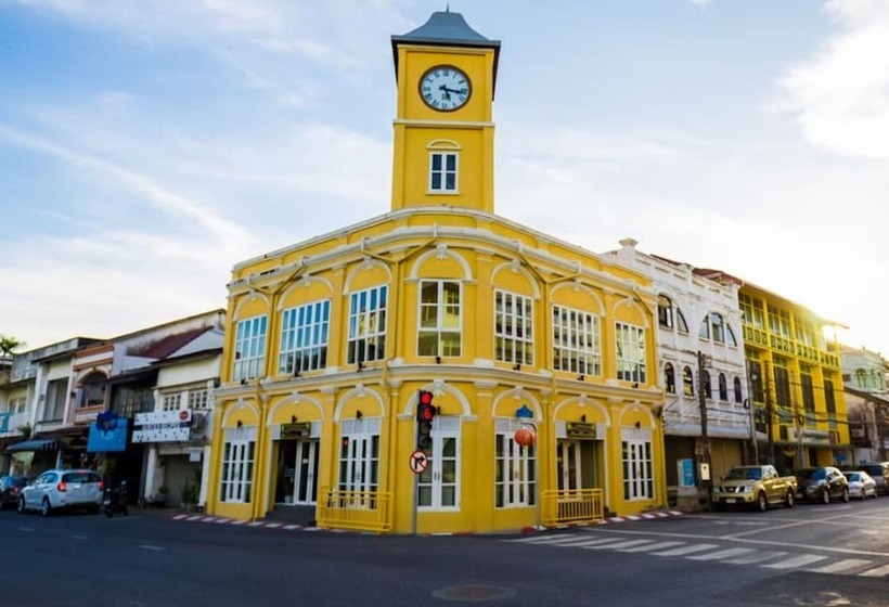 호텔 Amora Beach Resort Phuket