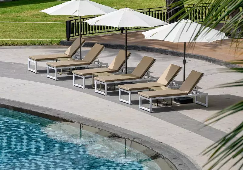 Hotel Amora Beach Resort Phuket