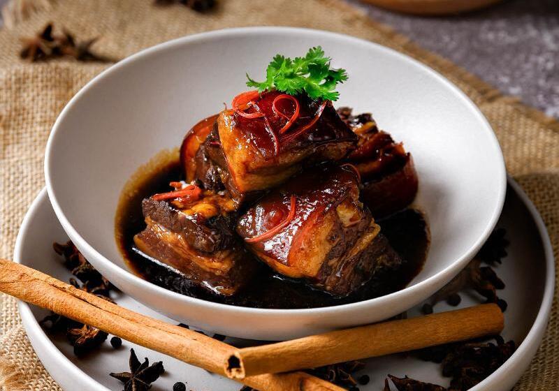 호텔 Amora Beach Resort Phuket