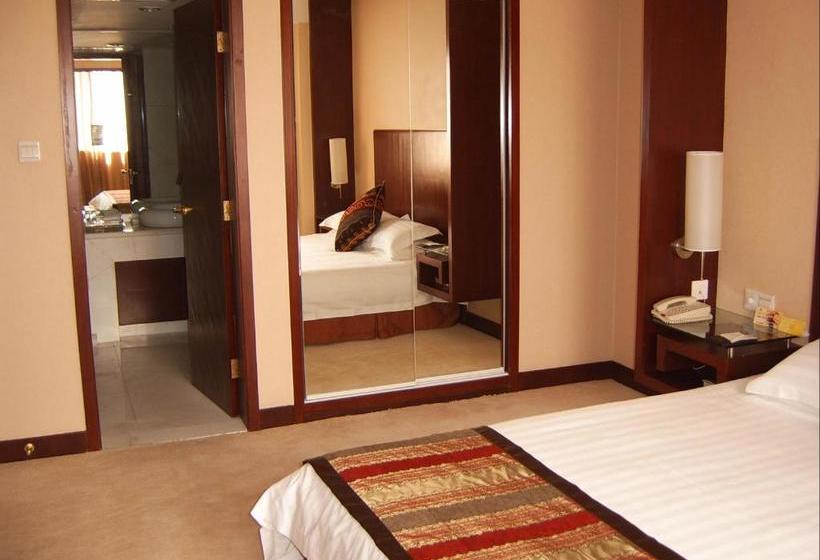 בית מלון כפרי Garden International