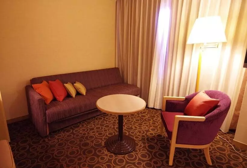 فندق Ginza Creston