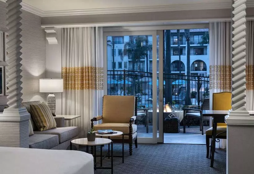 Отель Hyatt Regency Huntington Beach Resort And Spa