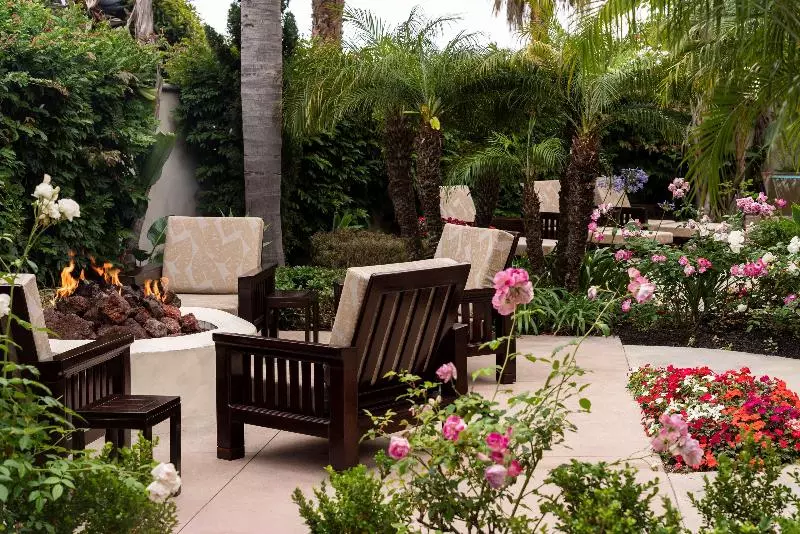 Отель Hyatt Regency Huntington Beach Resort And Spa