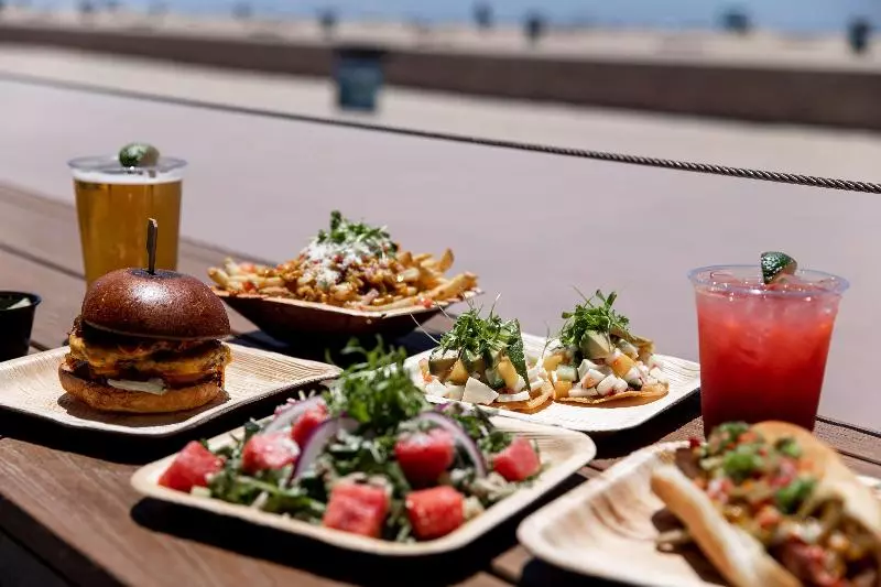 Отель Hyatt Regency Huntington Beach Resort And Spa