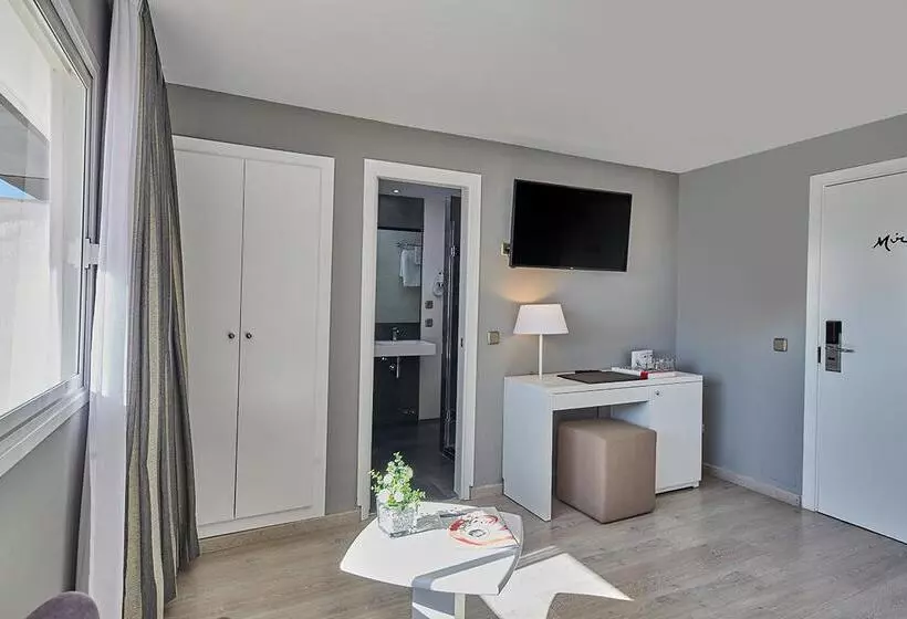 فندق Joan Miro Museum