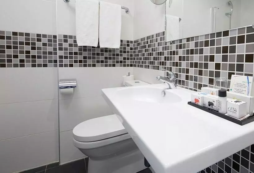 فندق Joan Miro Museum